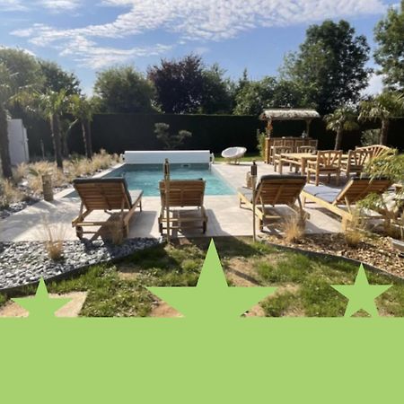 Le Petit Manoir Bed & Breakfast Farceaux Exterior foto