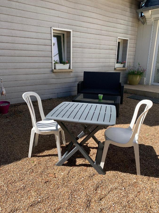 Le Petit Manoir Bed & Breakfast Farceaux Exterior foto