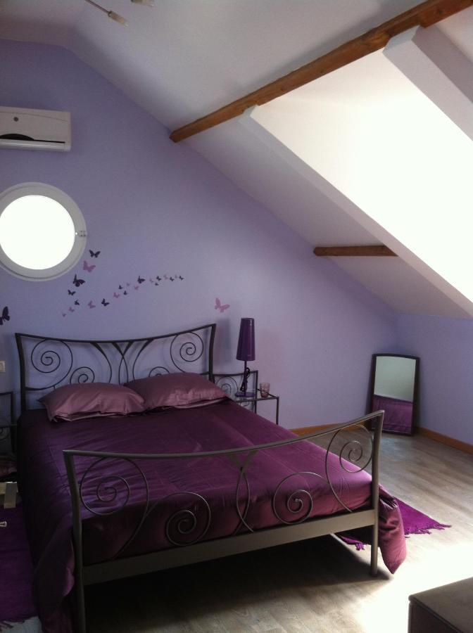 Le Petit Manoir Bed & Breakfast Farceaux Exterior foto