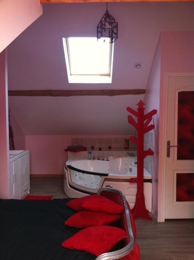 Le Petit Manoir Bed & Breakfast Farceaux Exterior foto